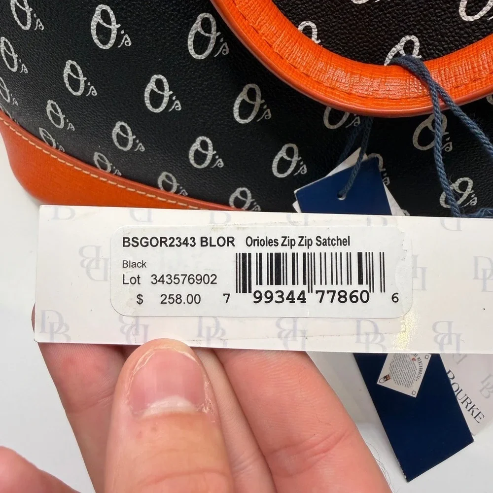 Dooney & Bourke Baltimore Orioles MLB Zip Satchel Black Orange Purse MSRP‎ 258$